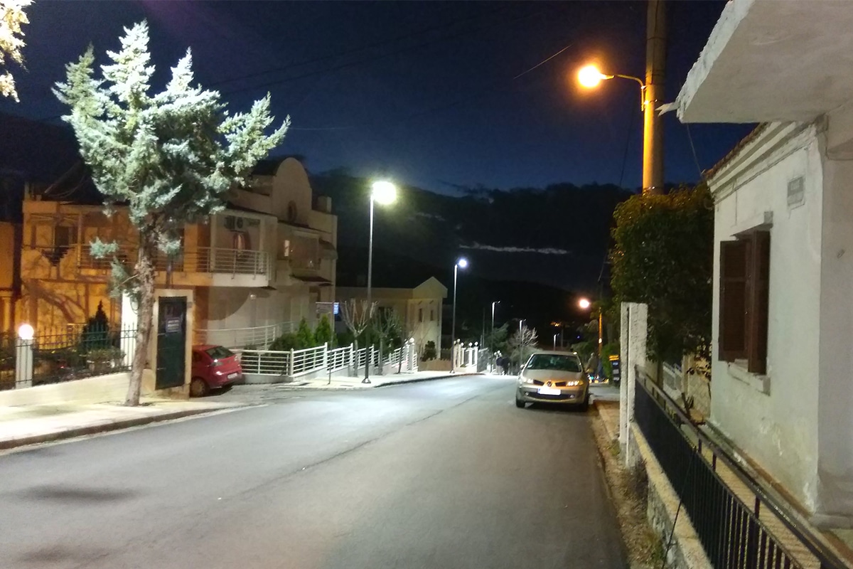lamparas para alumbrado publico en zonas residenciales en Grecia-3