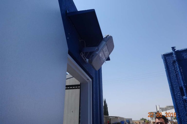 Series H focos led exterior para iluminación en áreas de trabajo en Israel