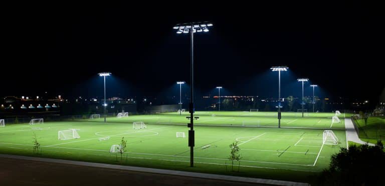 Guía para la iluminación LED de campos de fútbol - Luces de estadios