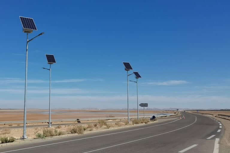 Parámetros y cálculos importantes de los sistemas de alumbrado público solar