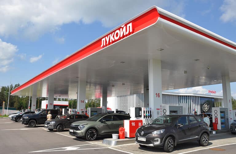 Luz LED para marquesina de gasolinera con batería de respaldo: principio de funcionamiento y ventajas