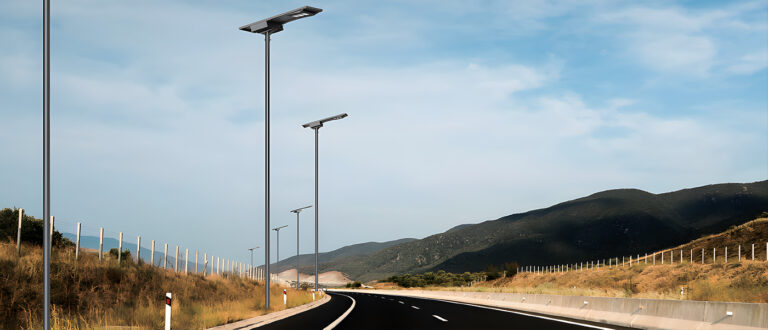 Farola solar con sensor de movimiento o sensor infrarrojo pasivo