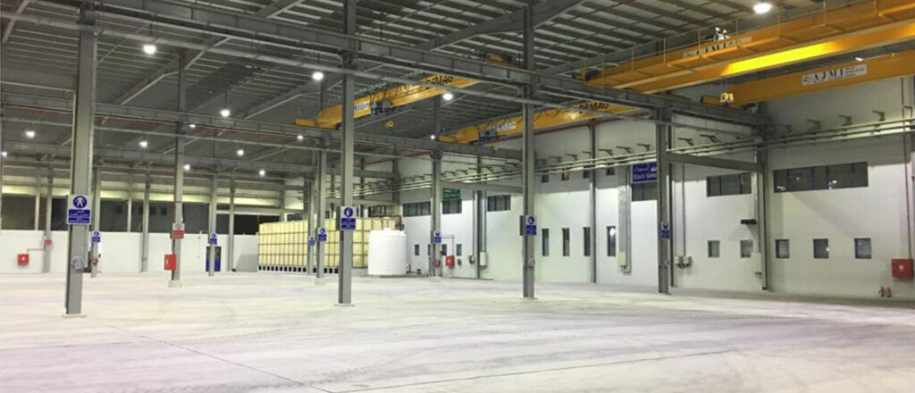 Luminarias industriales con soluciones de iluminación regulable