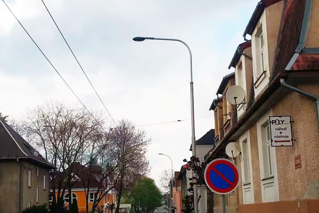 Serie Halo iluminacion urbana residencial en el Casco Antiguo Checo