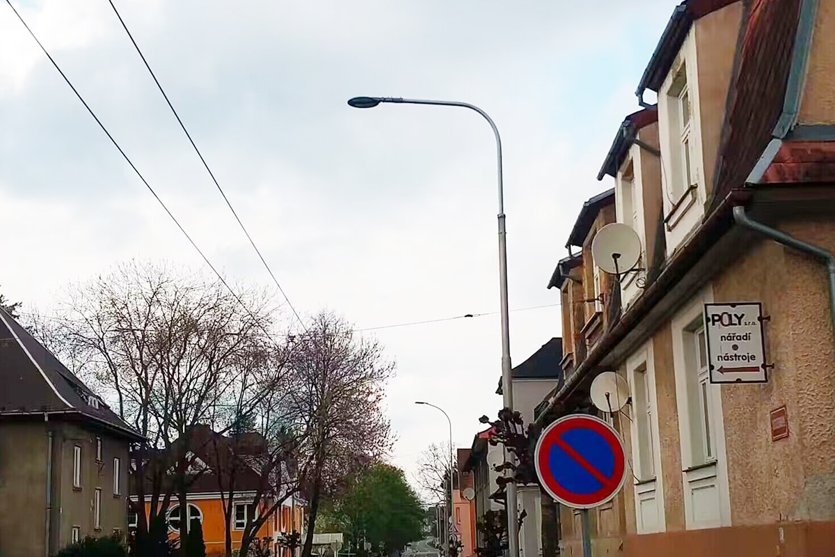 Serie Halo iluminacion urbana residencial en el Casco Antiguo Checo