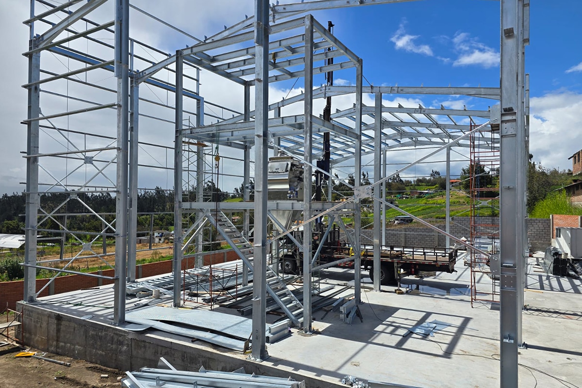 Serie Halo Lamparas para naves industriales para almacenes en Ecuador-2