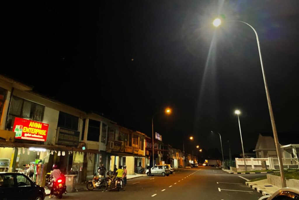 Alumbrado público LED residencial para vías comunitarias en Malasia