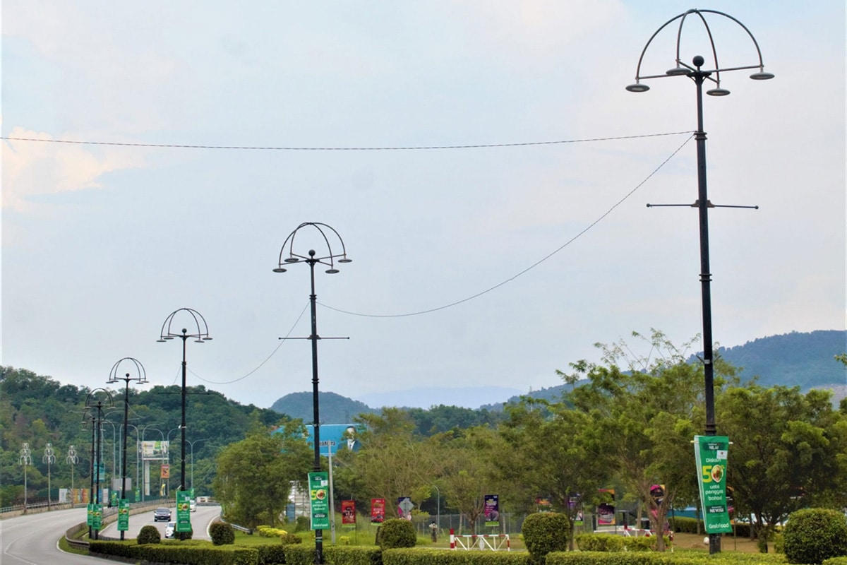 alumbrado público colgante para calles comunitarias en Nilai, Malasia-3