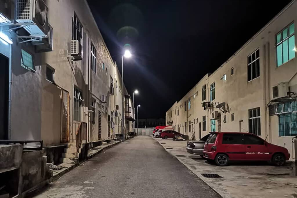 Solución de actualización de iluminacion en estacionamientos comerciales de la serie K en Malaca
